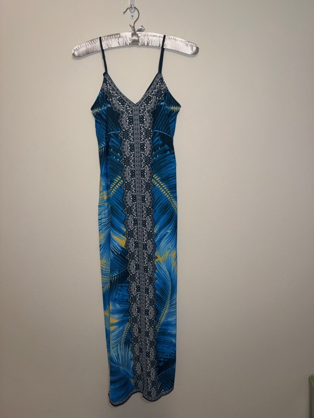 Jealous Tomato Blue Tropical-Print Spaghetti-Strap Maxi Dress - small. Z
